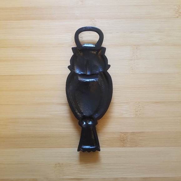 NWOT Cast Iron Owl Bottle Opener - Picture 2 of 5